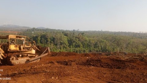 Thi công san lấp mặt bằng Nhà máy tuyển năm 2026